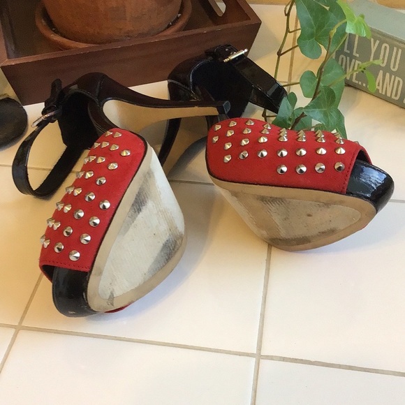 MAY HOST PICK ‘Rock & Republic’ Studded Stiletto Heels - Picture 5 of 9